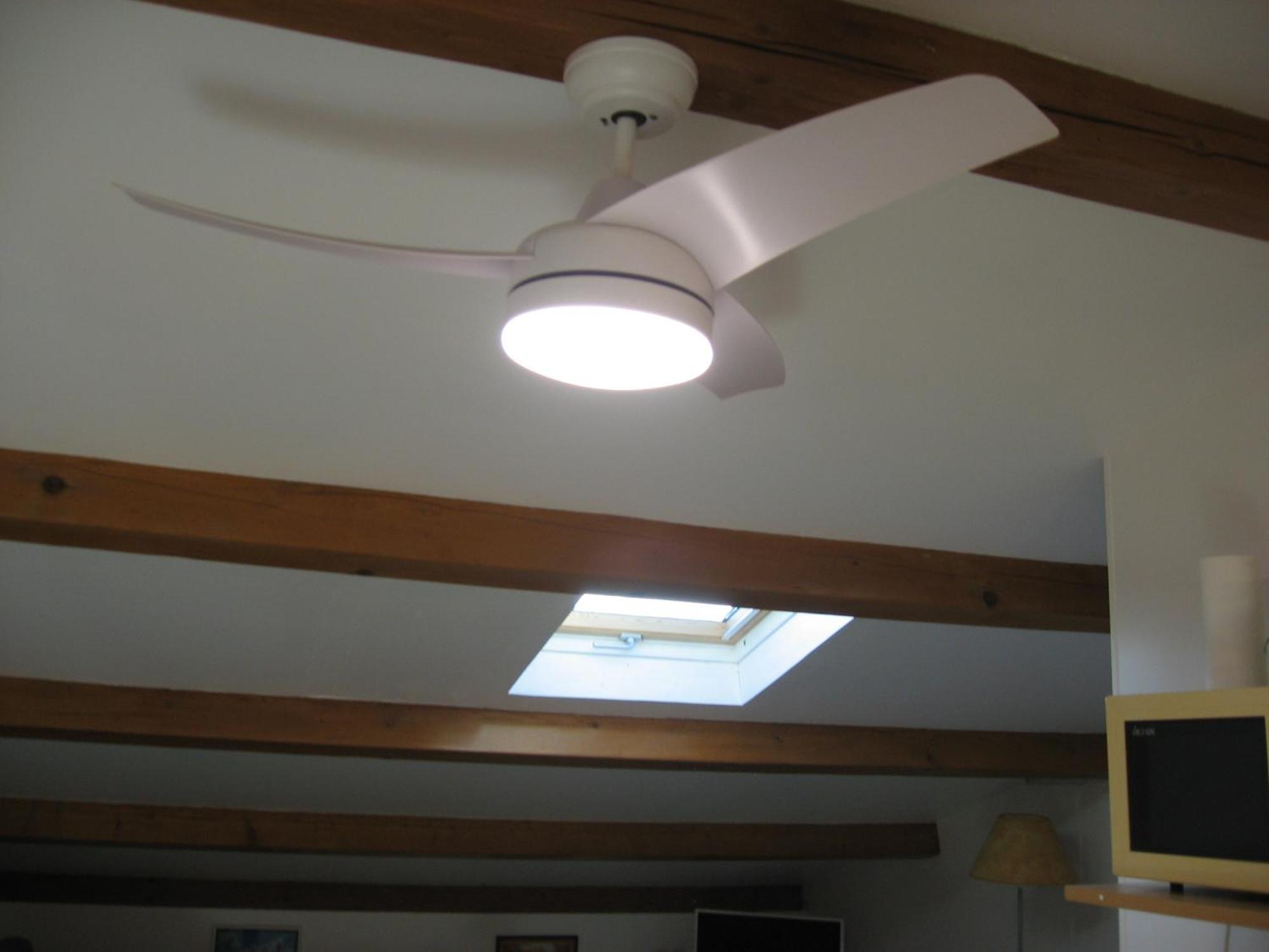 T 2 Avec Velux Sous Les Combes De 34 M2 Apartment La Londe-les-Maures Bagian luar foto